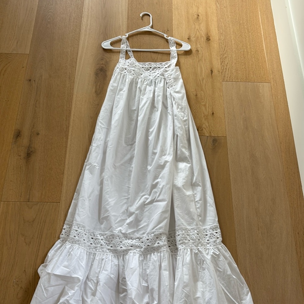 J Crew white dress 

Gently used